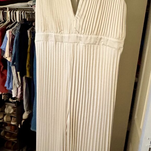 The A&F Giselle Pleated Jumpsuit - Picture 7 of 7